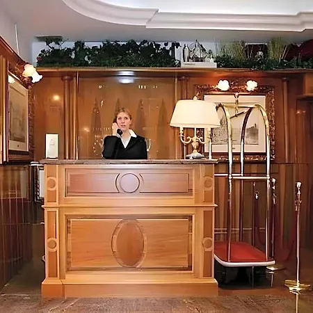 Les D'or Casa de hóspedes 3*